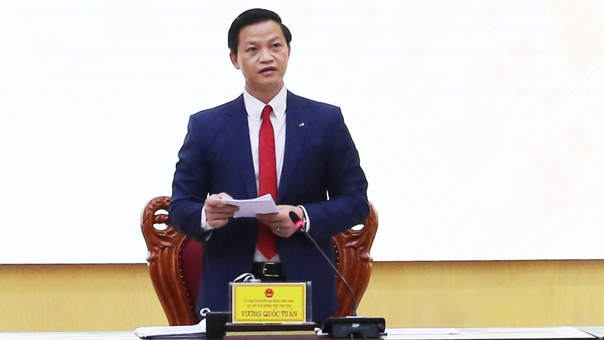 Phó Chủ tịch Thường trực Vương Quốc Tuấn điều hành UBND tỉnh Bắc Ninh